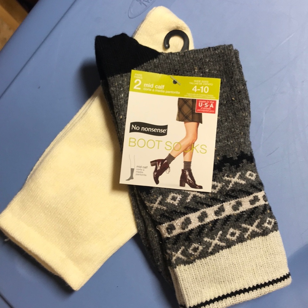 Gray and Cream Geometric Crew Socks